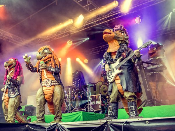 Bild zu HeavySaurus - Pommesgabel & Kool Katz - Miau-Tour &copy; Stadthalle
