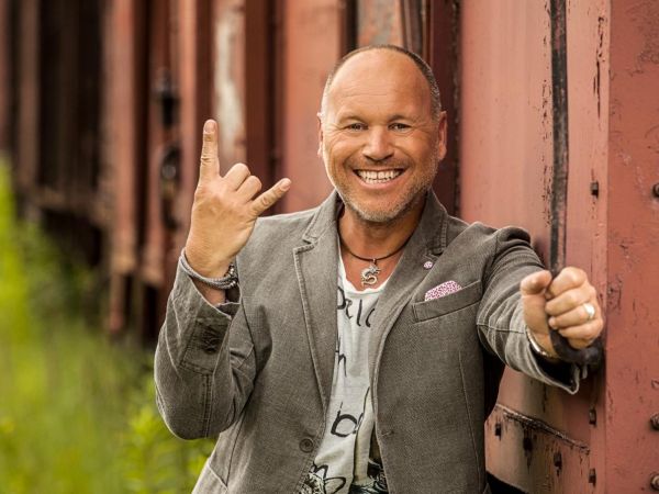 Bild zu Schlagernacht mit KERSTIN OTT, Olaf Henning, Playa Rouge, Safiya - Wir lieben Schlager