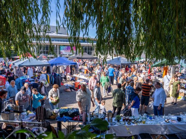 Flohmarkt Stadthalle Soest &copy; Fotos: Gero Sliwa