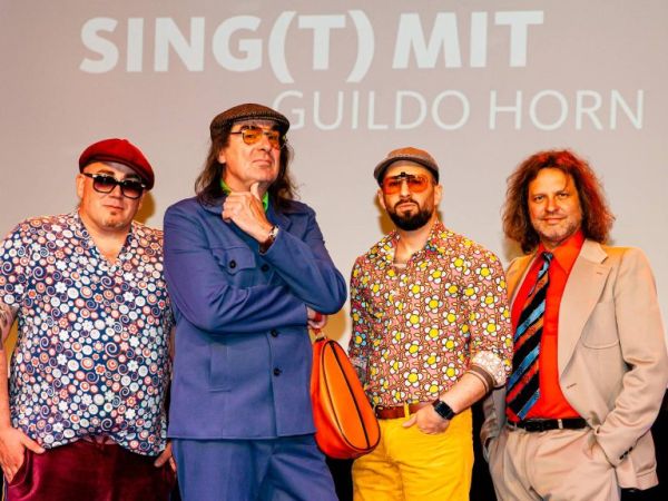 Bild zu WDR 4 sing(t) mit Guildo - Der Mitsing-Spaß mit Guildo Horn und den Orthopädischen Strümpfen &copy; WDR4 - M. Ehring