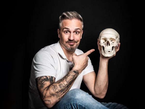 Bild zu Der Physiopath live - 