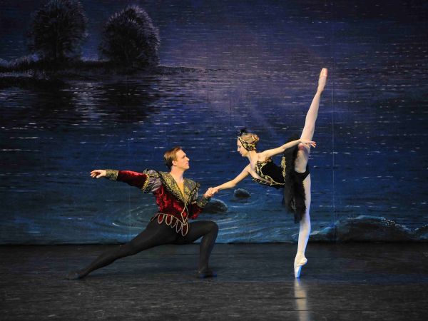 Schwanensee - Prager Festspiel Ballett