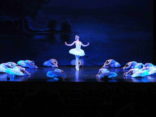 Schwanensee - Prager Festspiel Ballett